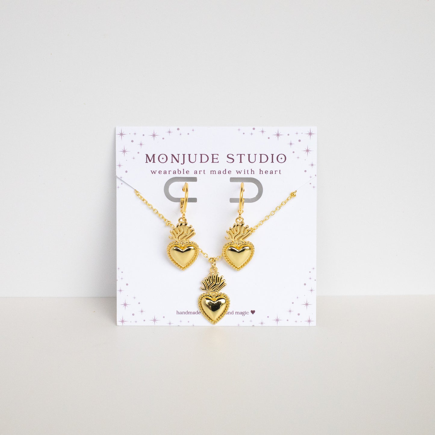 Conjunto de joyas del Sagrado Corazón