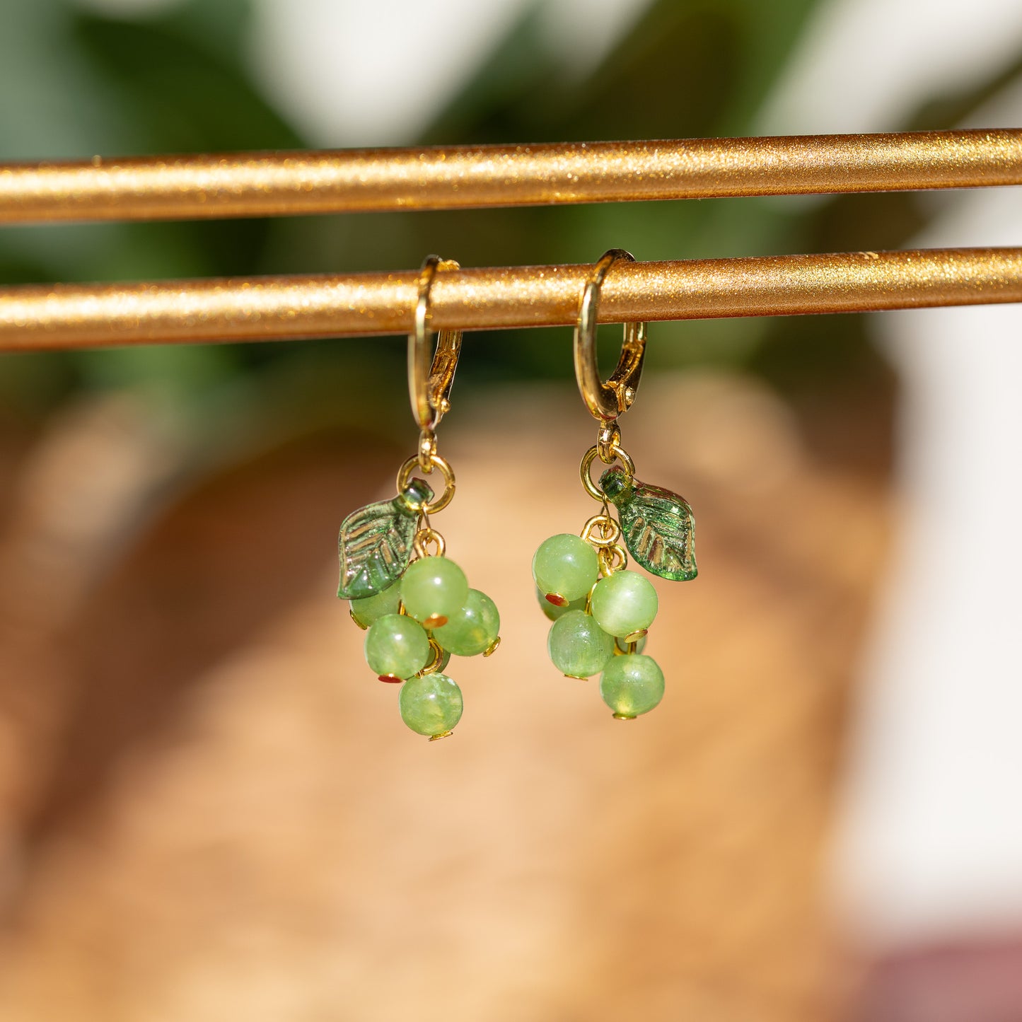 Pendientes Huggie de uvas