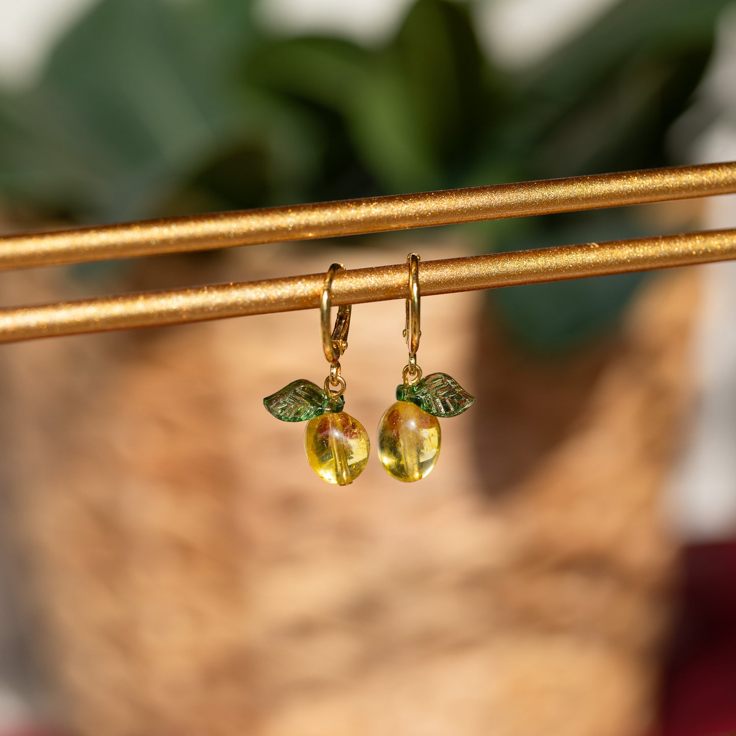 Pendientes Huggie de limón