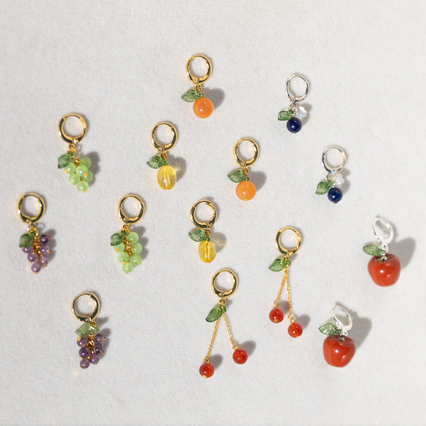 Pendientes de cereza Huggie
