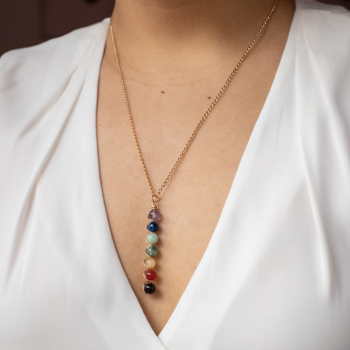 Collar de cristal de alineación de chakras (relleno de oro de 14 k)