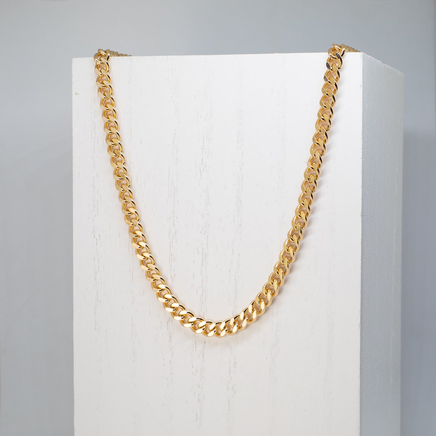 Thick Cuban Chain Necklace (18k Gold Filled)