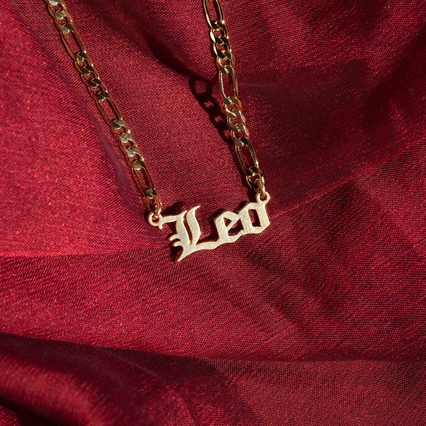 Zodiac Nameplate Necklace (Gold Filled)